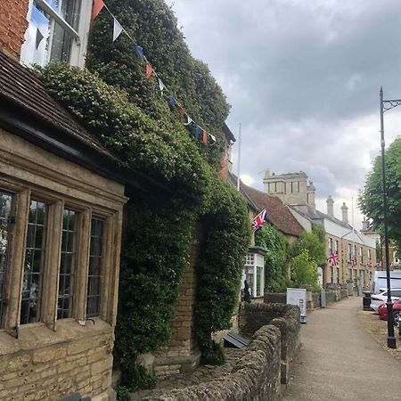 Dease Manor Apartment Higham Ferrers Exterior photo