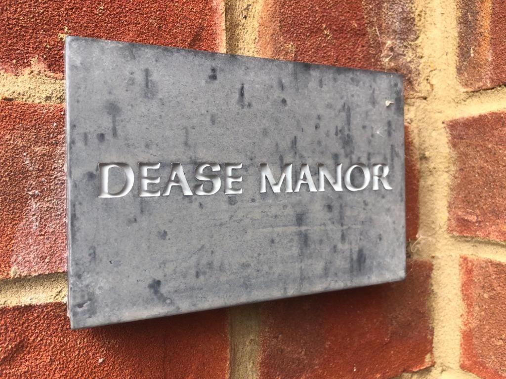 Dease Manor Apartment Higham Ferrers Exterior photo